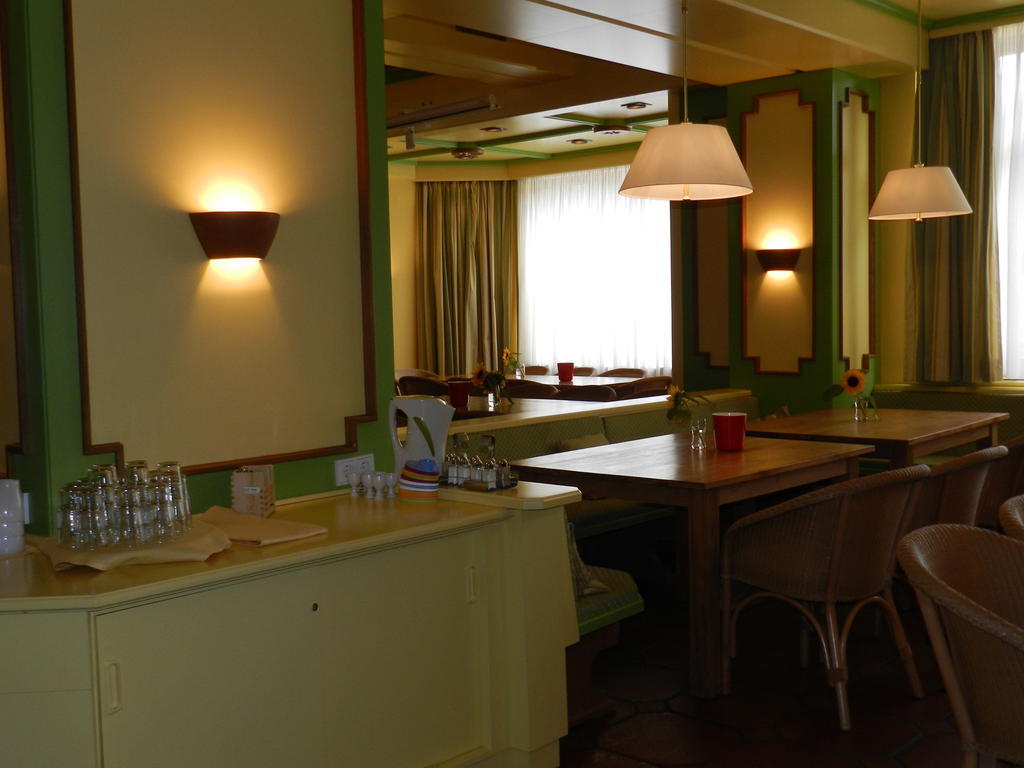 Hotel Youhey Am Wolfgangsee Strobl Exterior photo