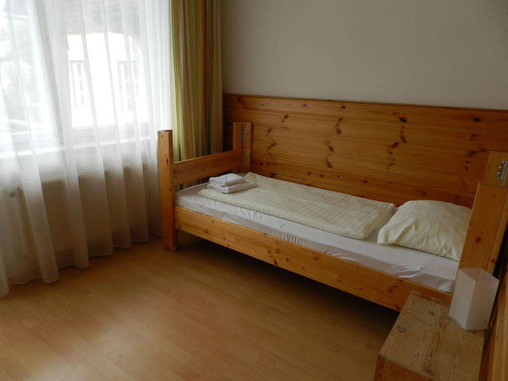 Hotel Youhey Am Wolfgangsee Strobl Room photo