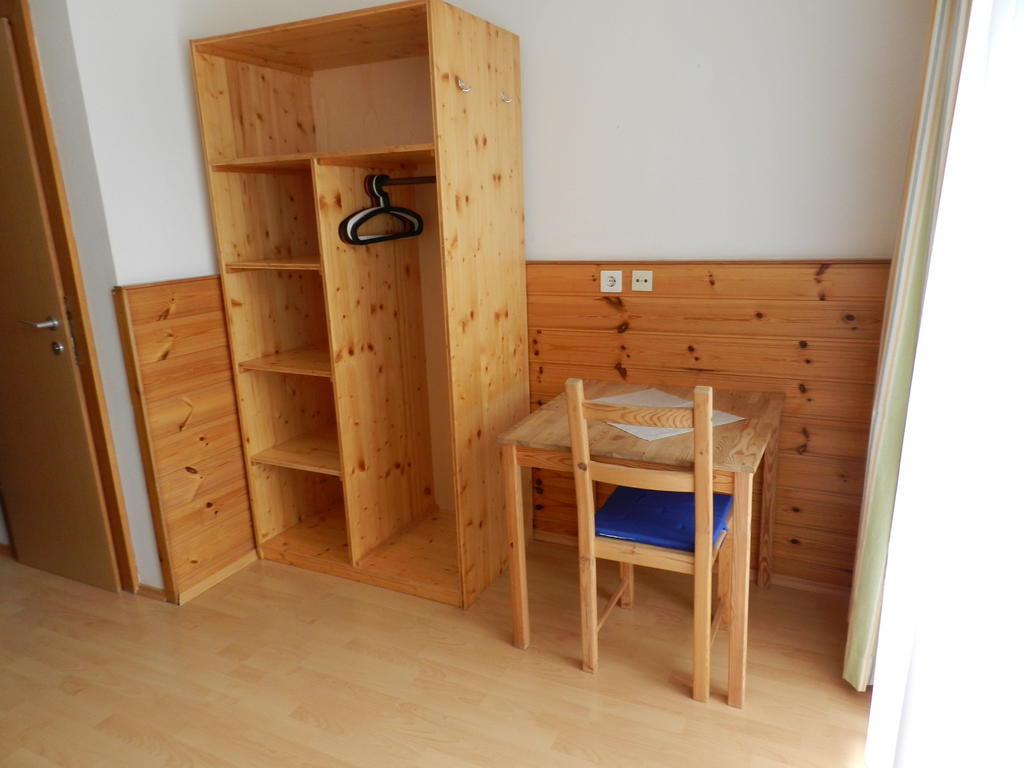 Hotel Youhey Am Wolfgangsee Strobl Room photo