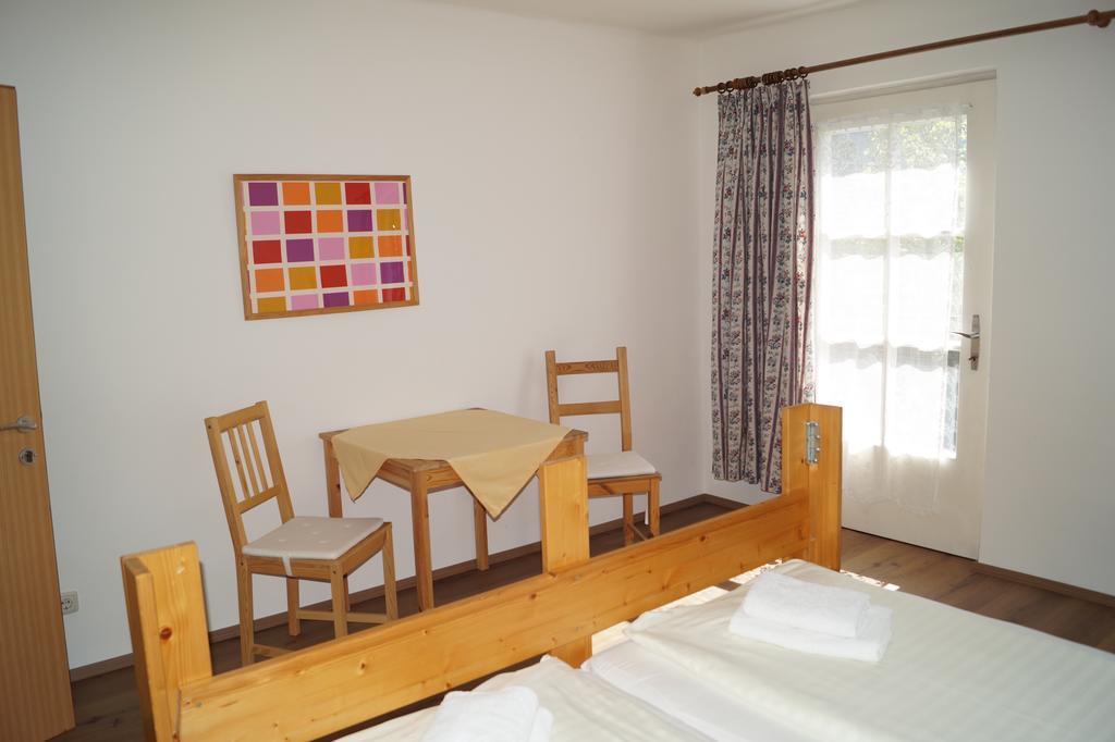 Hotel Youhey Am Wolfgangsee Strobl Exterior photo